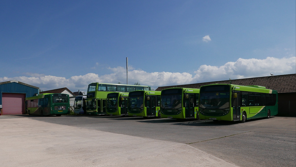 The Buses of Somerset Minehead depot 67710 ,44510?, 3296… Flickr