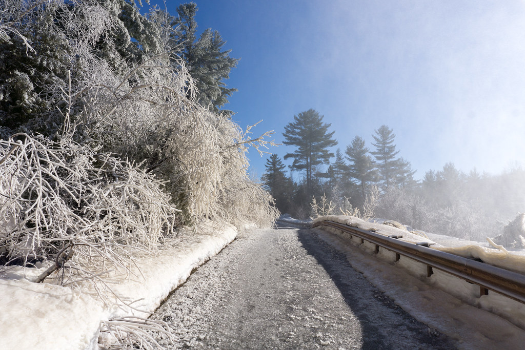 Victoria Dam & Falls March 20192 I went winter camping … Flickr