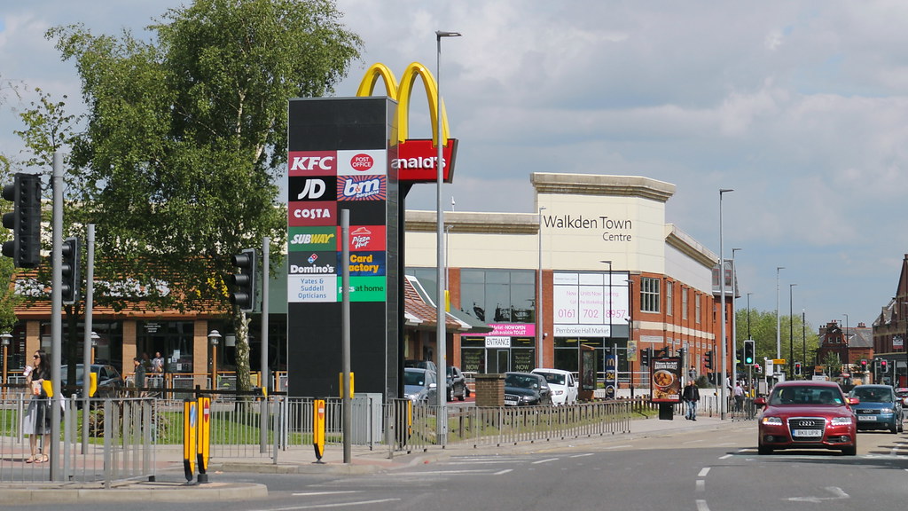 Walkden Shopping Centre. Manchester Rd, Walkden (506188) Flickr