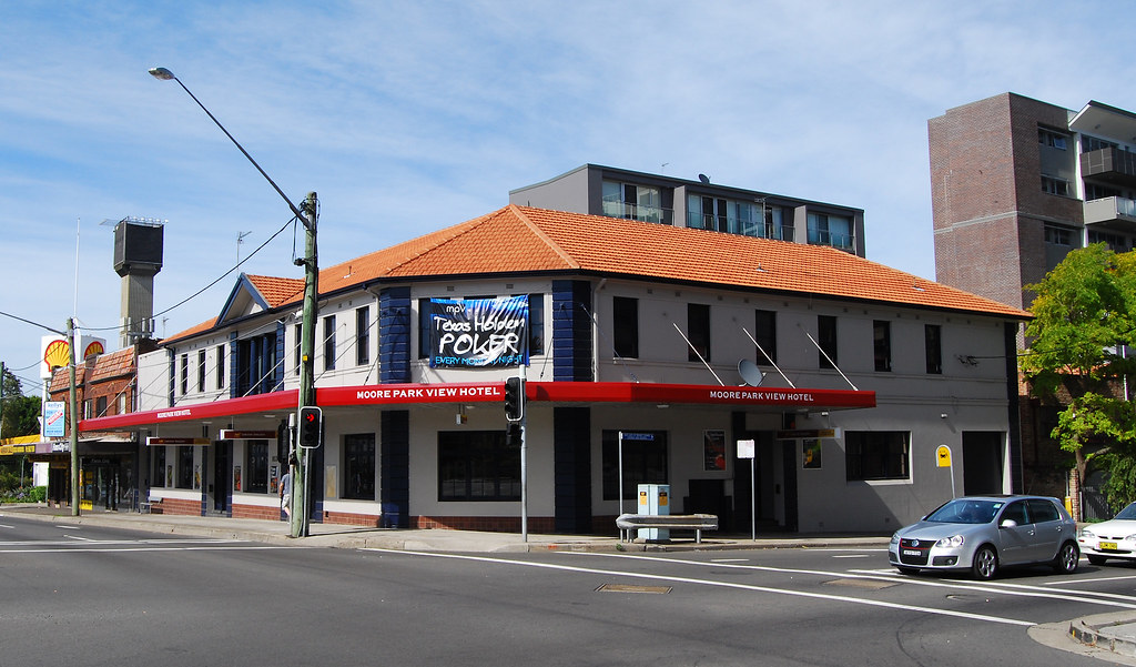 Moore Park View Hotel, Waterloo, Sydney, NSW Corner Lachla… Flickr