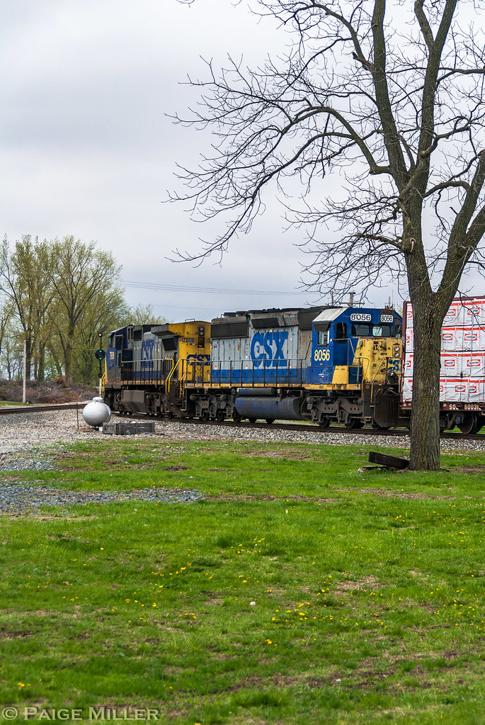 Deshler, OH CSX 7908 leads a mixed freight through the sou… Flickr