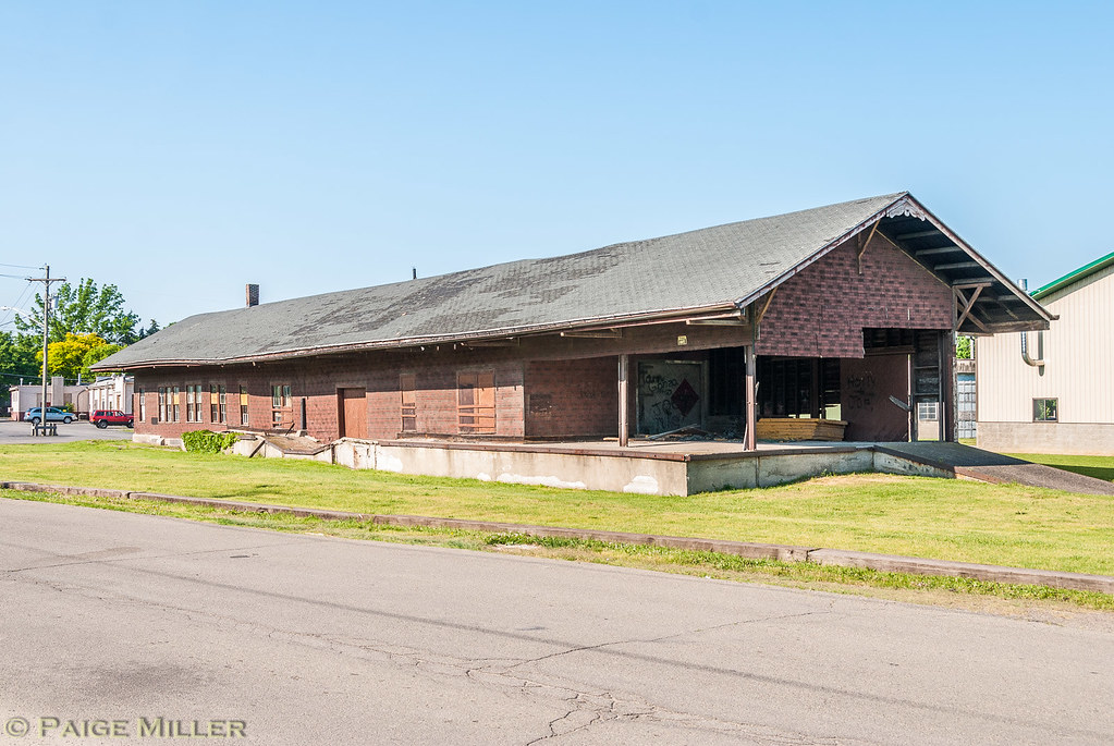 Dansville, NY Abandoned railroad station in Dansville, NY;… Flickr