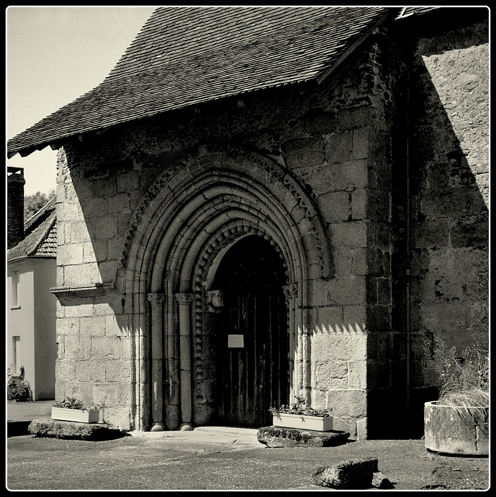 Villard Entrance Porch, Church of Saint Paul, Villard, 13t… Flickr