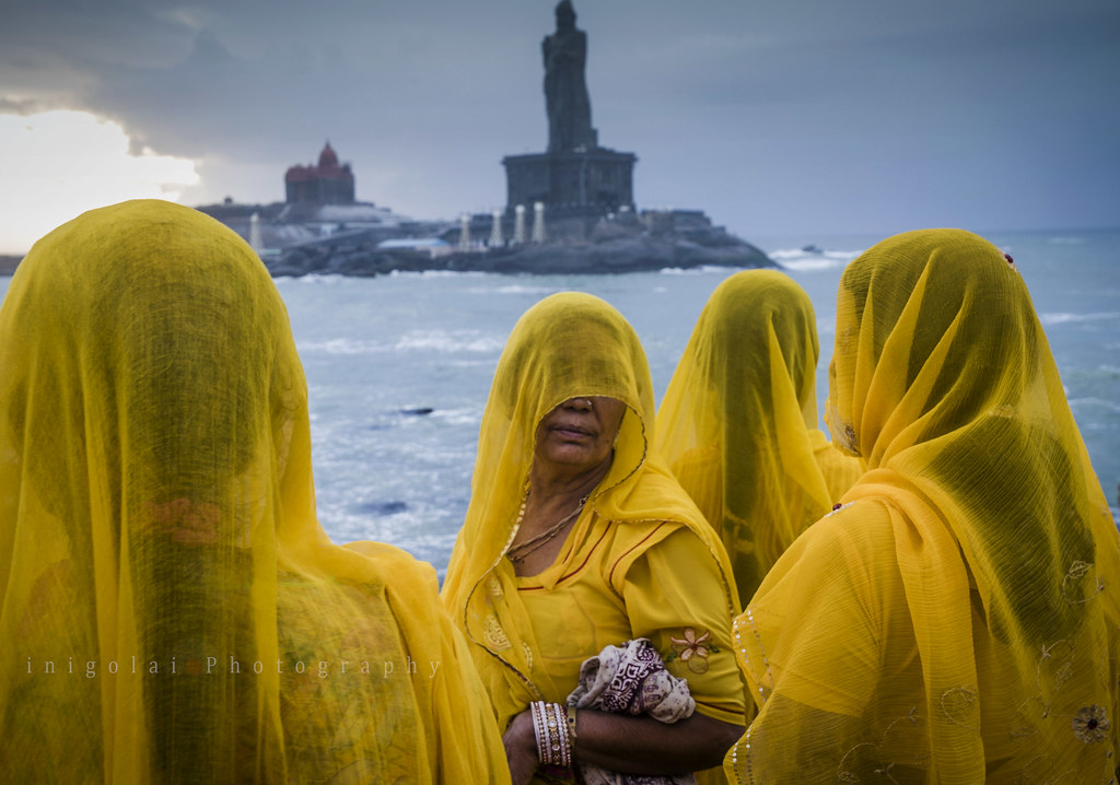 KANYAKUMARI/yellow sarees Tamil Nadu/India (A group of Raj… Flickr