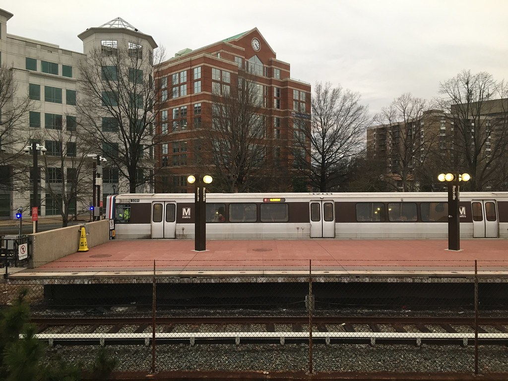 Rockville, Maryland Amtrak and WMATA Metro Red Line statio… Flickr