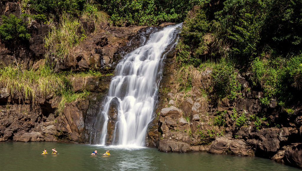 Waimea Falls Waimea Falls long(ish) exposure AFracturedCrown Flickr