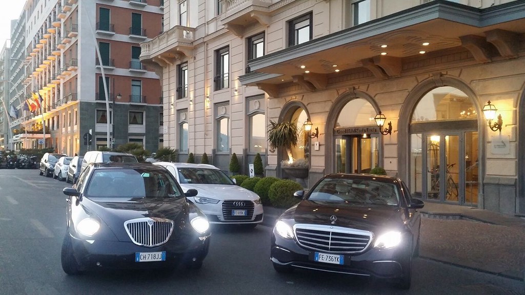 Car Service Rome to Sorrento Book your luxury car service … Flickr