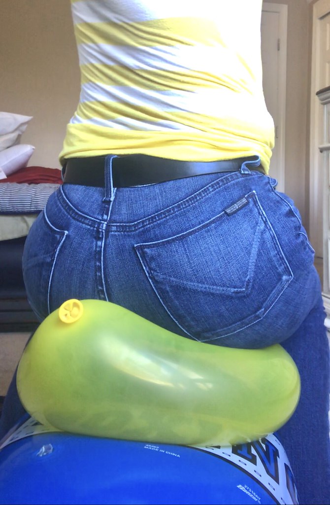 Ashley butt-popping a big balloon | Ashley Anne | Flickr