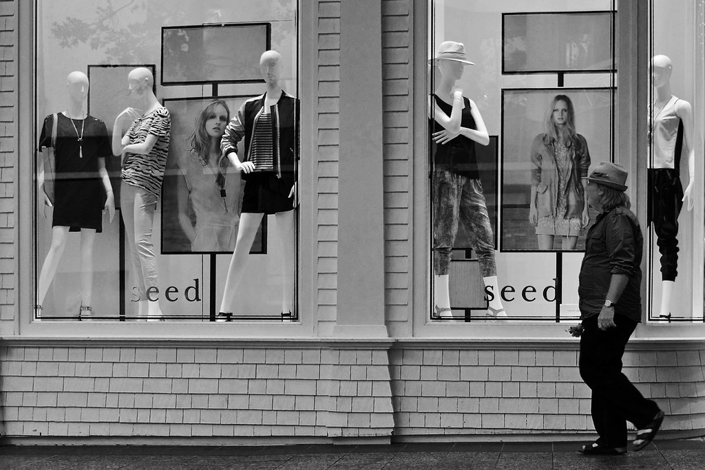 Seed Fashion Queen Street Mall....Brisbane Australia. IMG_… Morris