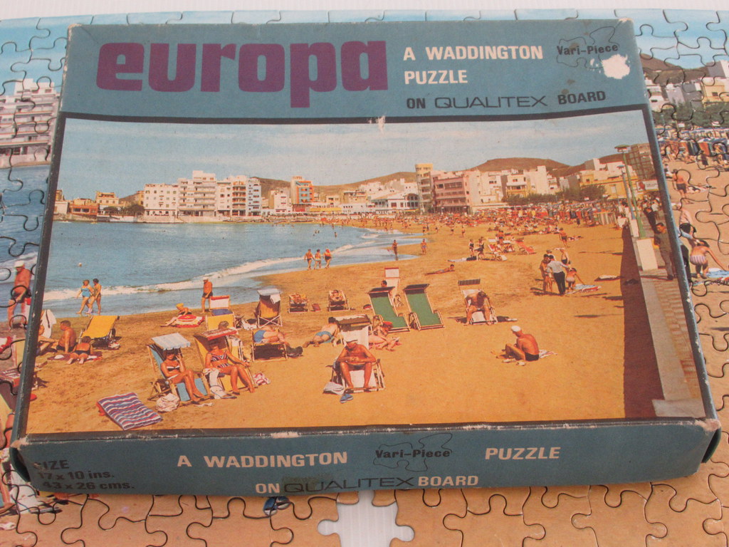 Waddingtons 531 (Beach scene) box Make Waddingtons Seri… Flickr