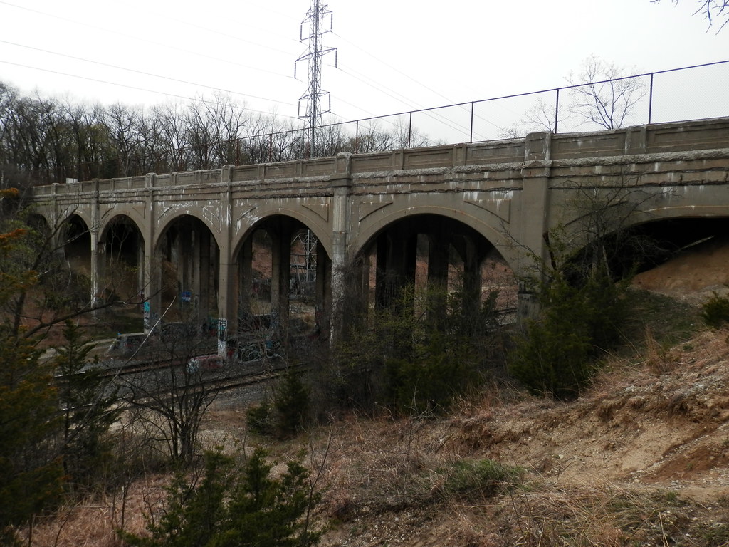 Trowbridge Court bridge Brian Mohr Flickr