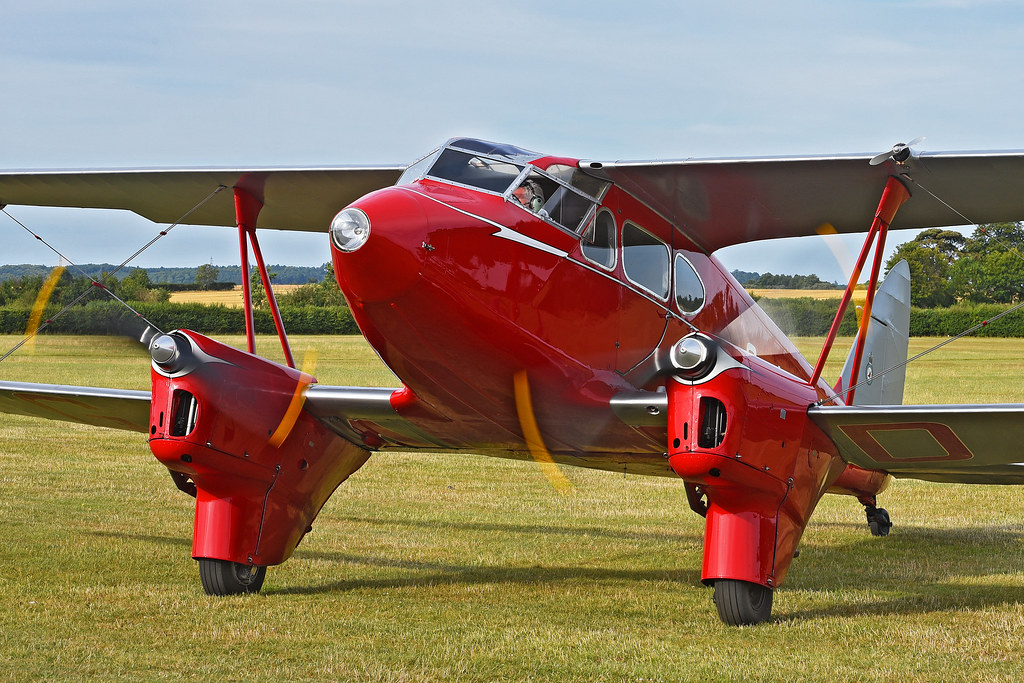 De Havilland DH90 Dragonfly De Havilland DH90 Dragonfly,… Flickr