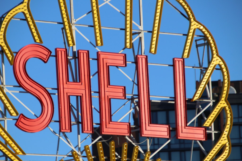 Shell Gas Stations Morning Walks Along Memorial Drive Ap… Flickr