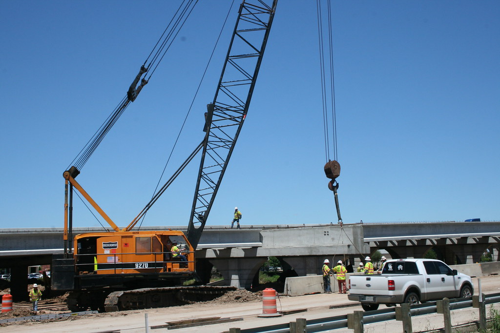 Removing A Jersey Barrier While this crew awaits arrival o… Flickr