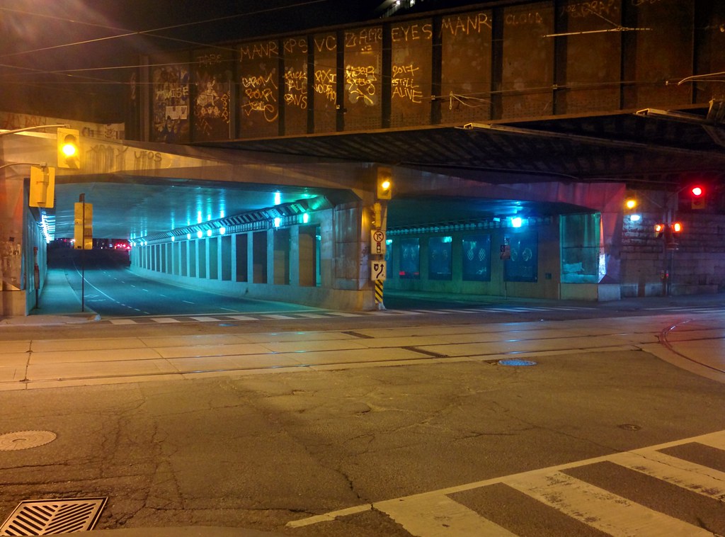 Moments at Dufferin on Queen, looking north (5) toronto … Flickr