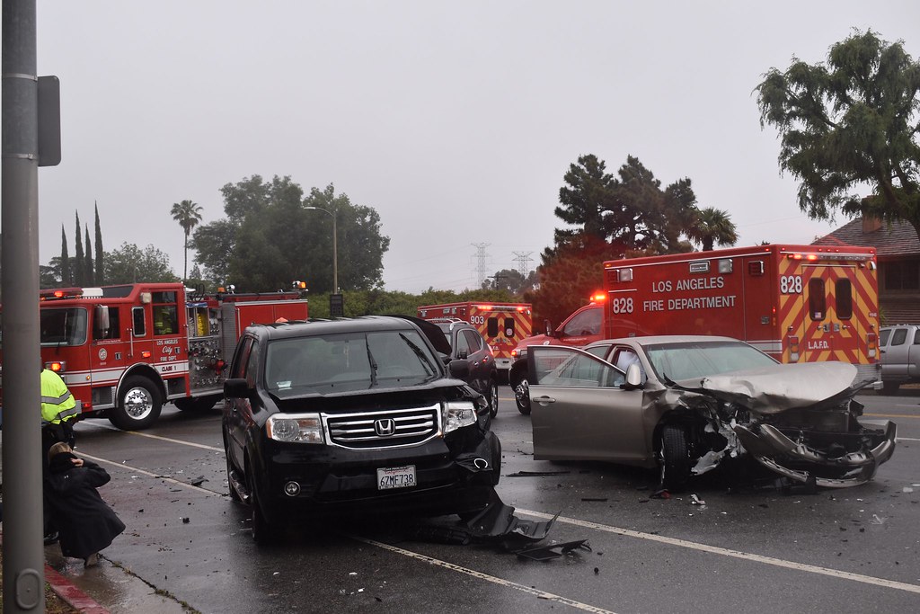 Multi Vehicle Traffic Accident Granada Hills GRANADA HIL… Flickr