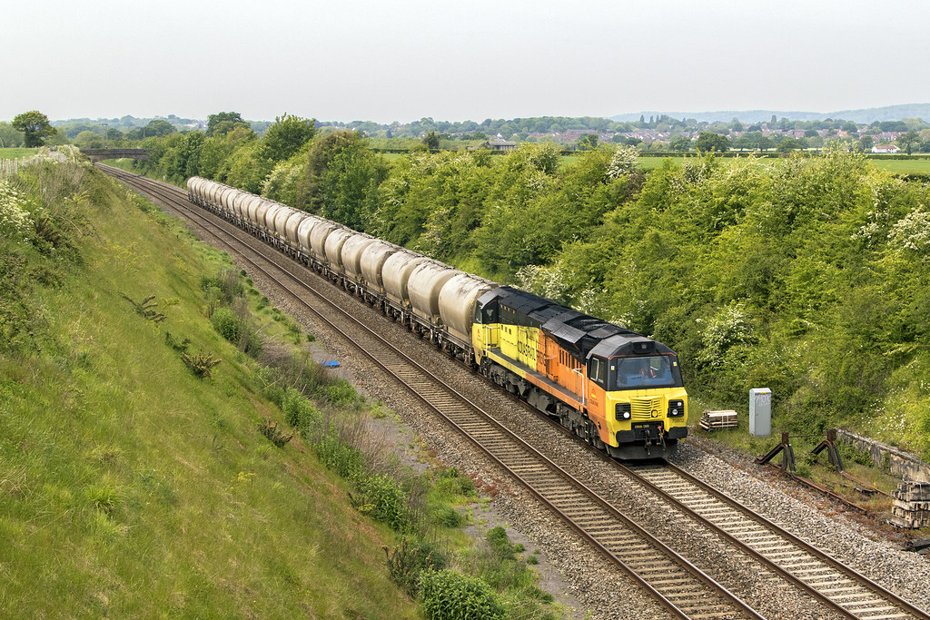 70802 6C36 Flax Bourton, 16052019. 70802 approaches Flax… Flickr