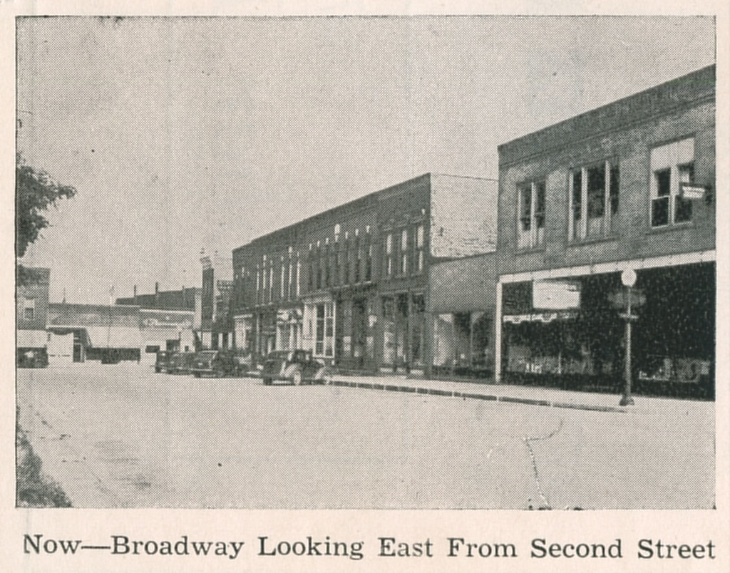 Broadway Avenue, 1948 Chesterton, Indiana Broadway Avenu… Flickr