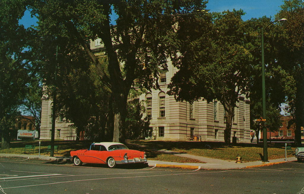 Porter County Courthouse, 1956 Valparaiso, Indiana a photo on