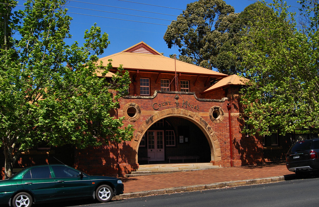 Court House, Nowra, NSW. 88 Plunkett St, Nowra, NSW. Flickr