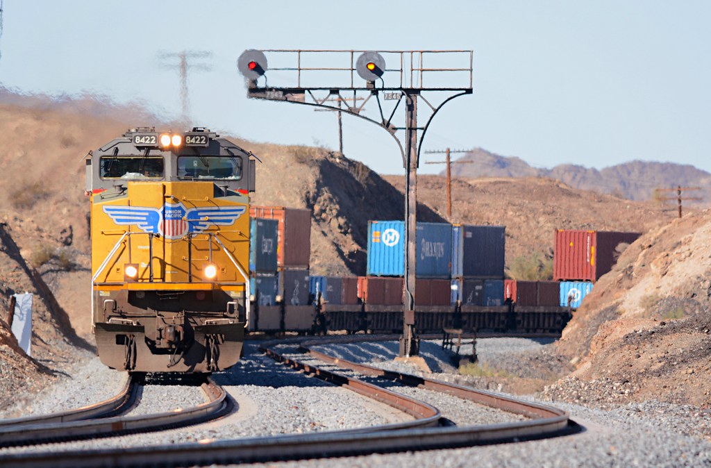 Dome Valley, Arizona In the winter of 2017, UP SD70Ace No.… Flickr