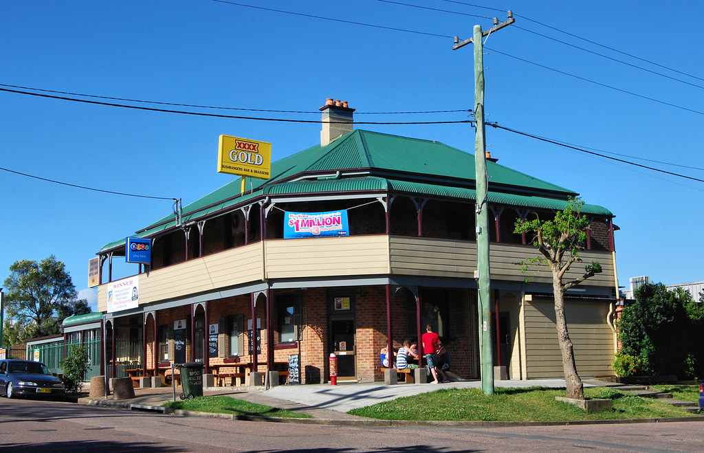 Largs Hotel, Largs, NSW. 46 High St, Largs, NSW. Flickr