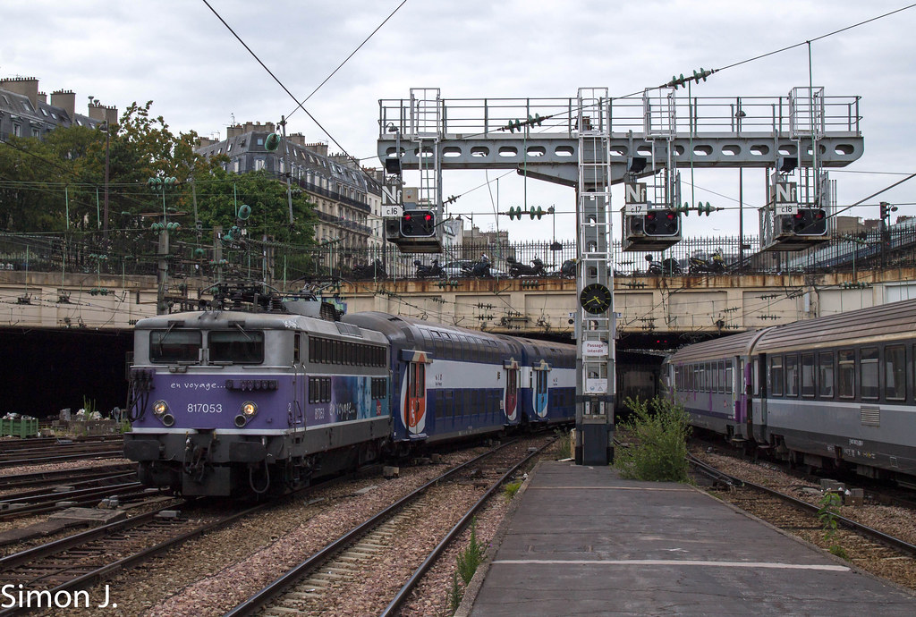 130824 Mantes la Jolie Paris St Lazare La BB 17053 assur… Flickr