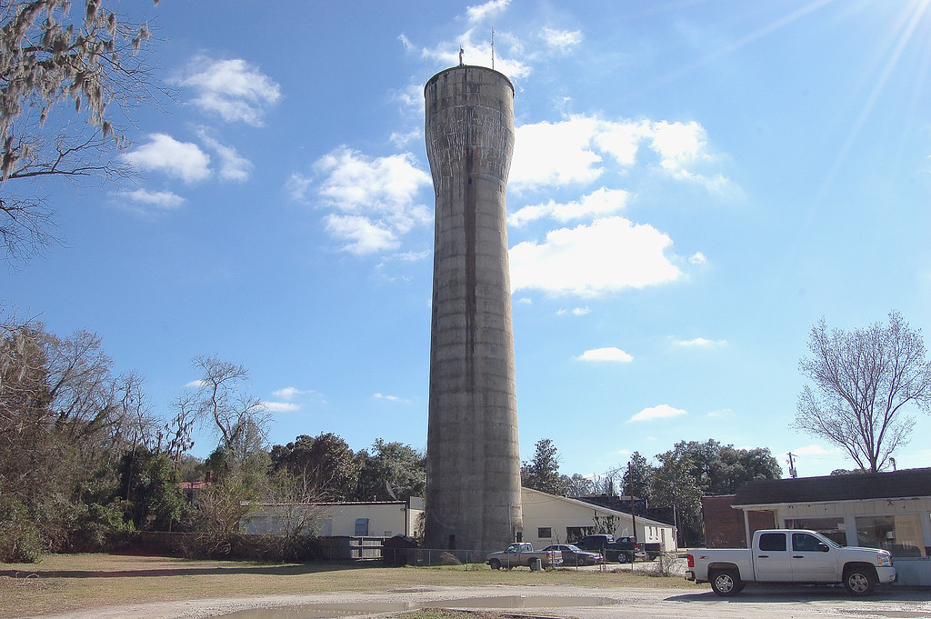 South Carolina, Walterboro, Water Tower (4,316) The reinfo… Flickr
