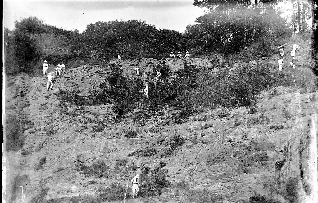 Group on Cliffs John Rochon Flickr