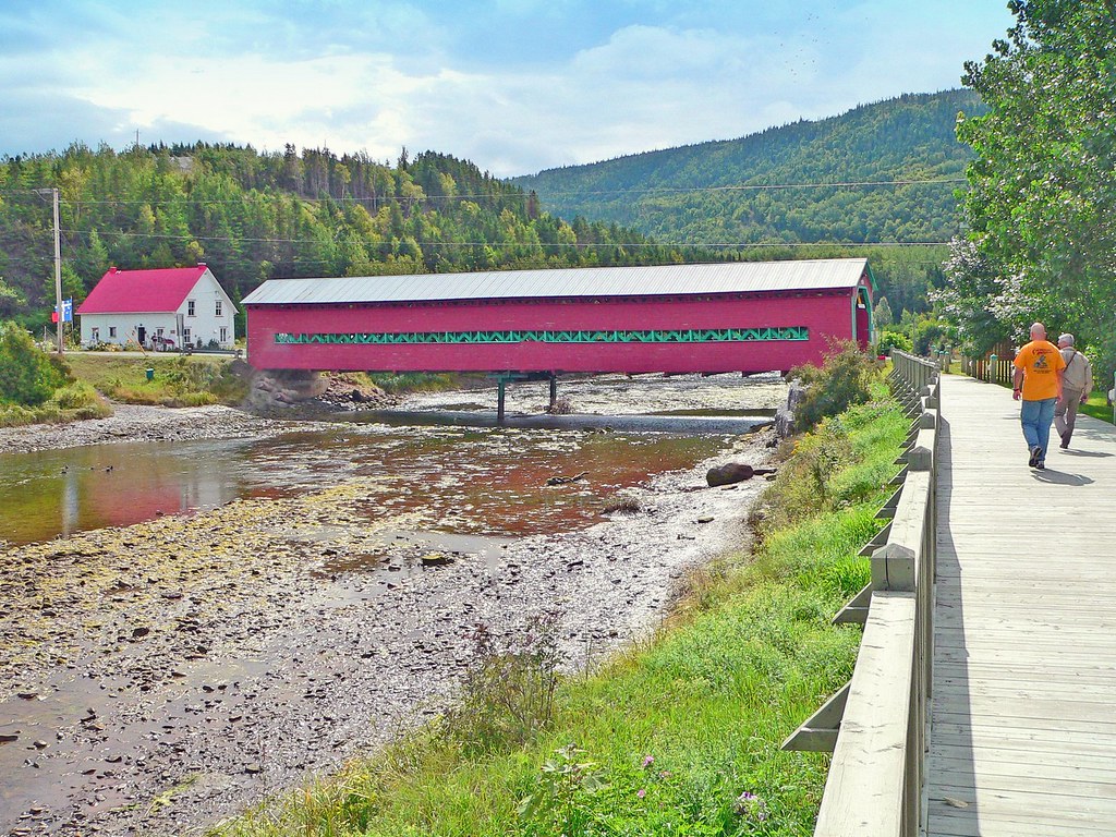 Canada, en Gaspésie, le Pont couvert Galipeault de Grande… Flickr