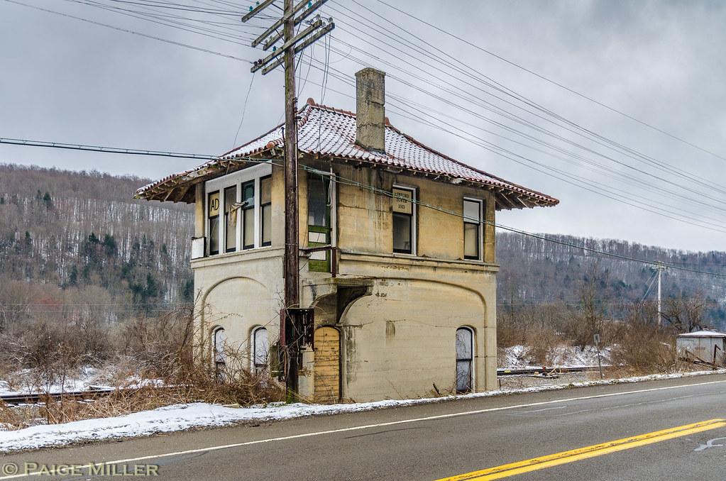 Ashford Junction, NY AD tower at Ashford Junction, built i… Flickr