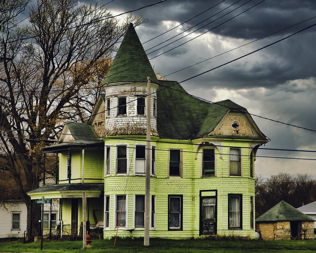 Arlington, Iowa I wasn't leaving without a shot of this ol… Flickr