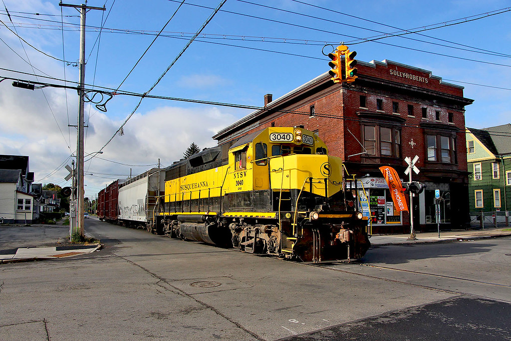 Utica street running Cruising down Schuyler Street, Utica,… Flickr