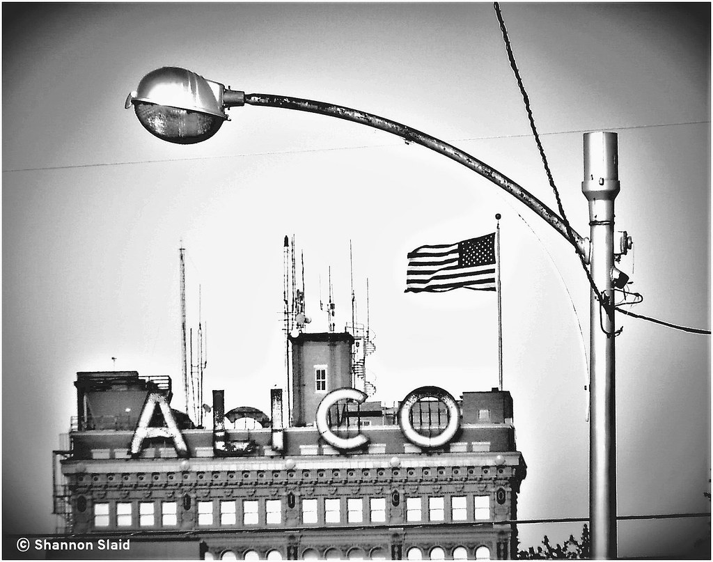 Waco, TX General Electric Form400 street light ALICO buil… Flickr