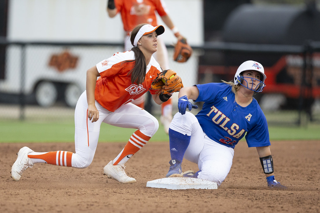 Oklahoma State Cowgirls vs Tulsa Hurricane Softball Game, … Flickr