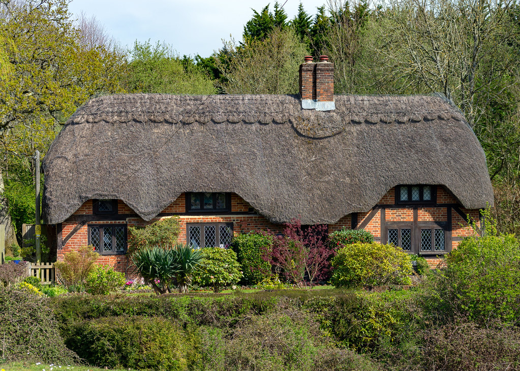 Thatched Cottage, Brook, New Forest, Hampshire, UK Flickr