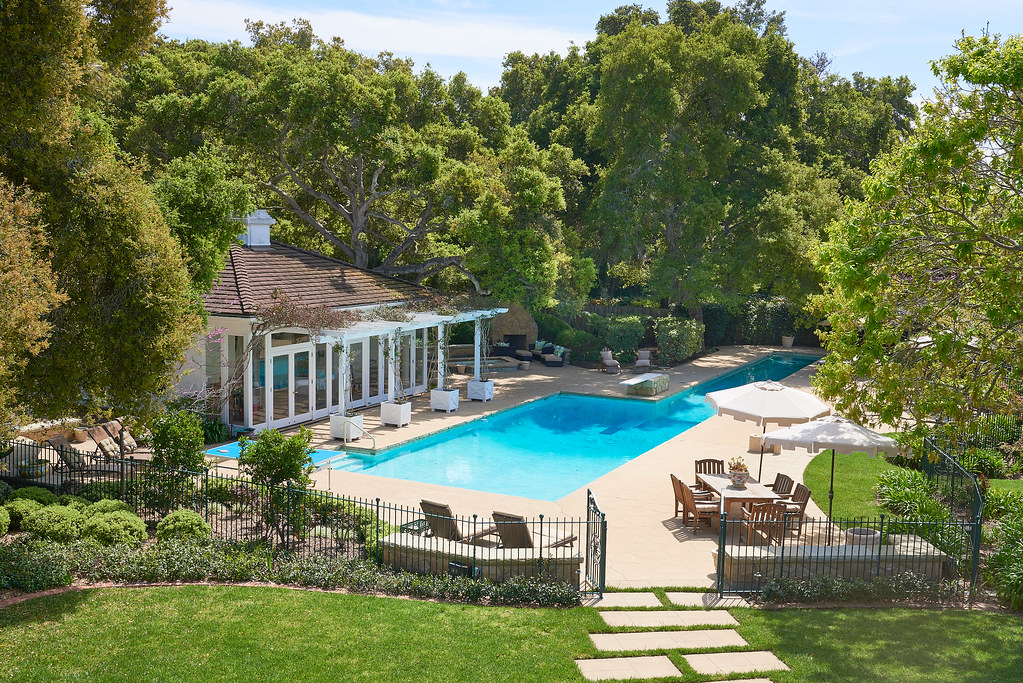 Roble 201 1530 Roble Dr., Santa Barbara, California. Bob Faulkner