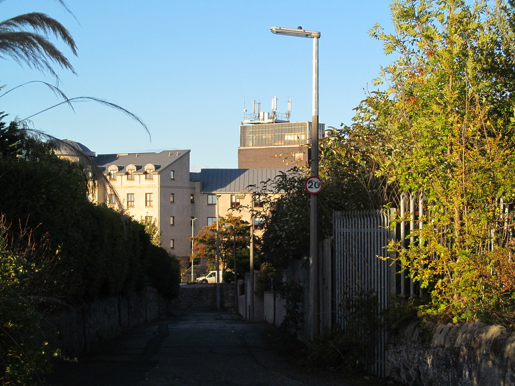 1811256 Stenhouse Mill Lane Stenhouse Mill Lane, Edinbur… Flickr