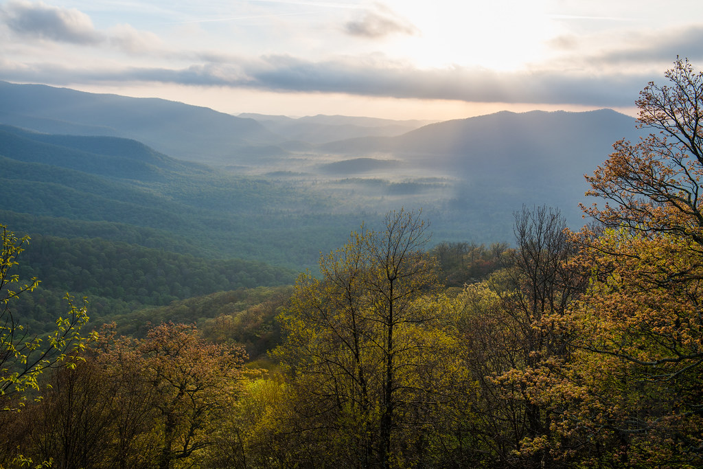 Pounding Mill Overlook, Blue Ridge Parkway, North Carolina… Flickr