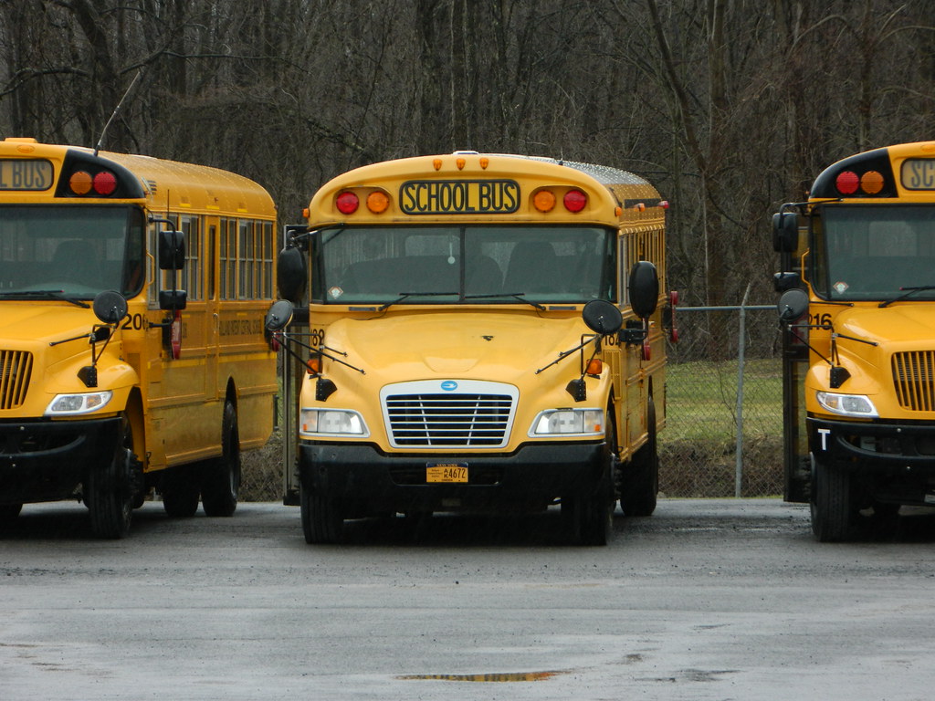 Holland Patent Central School 182 (2) Bus lot Holland Pa… Flickr