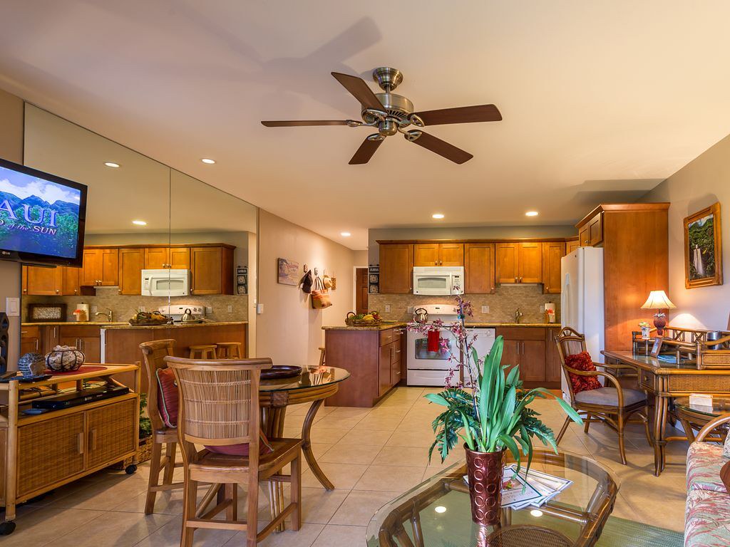 kihei vacation rentals to BeachBreeze Maui vacatio… Flickr