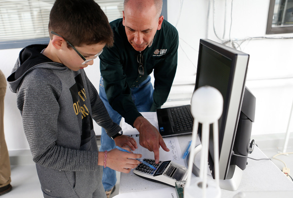 DRI Reno open house Richard Jasoni shows visitors how some… Flickr