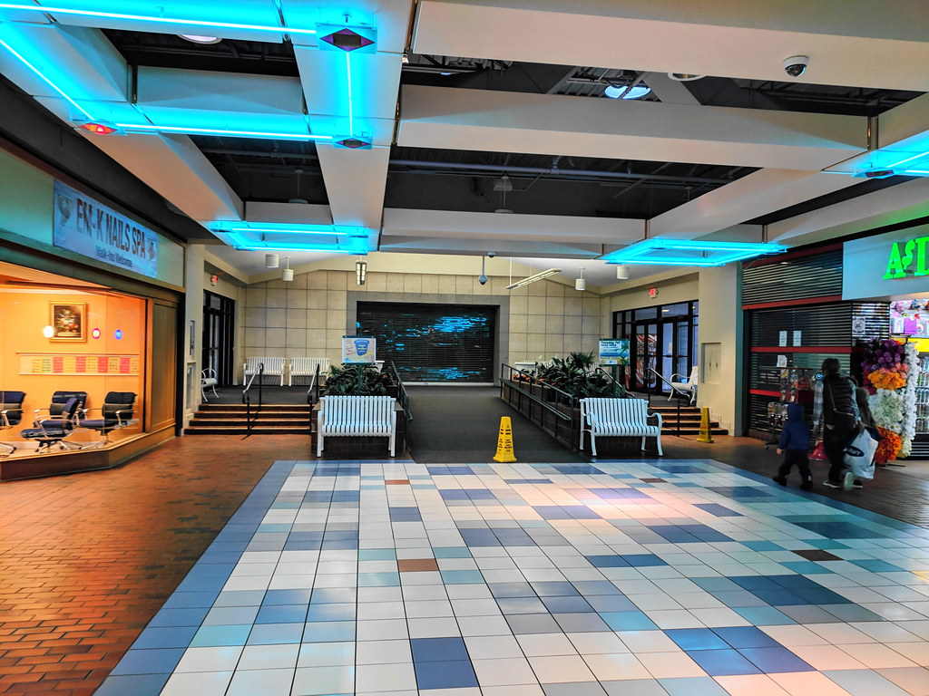 Eastfield Mall (Springfield, Massachusetts) JJBers Flickr