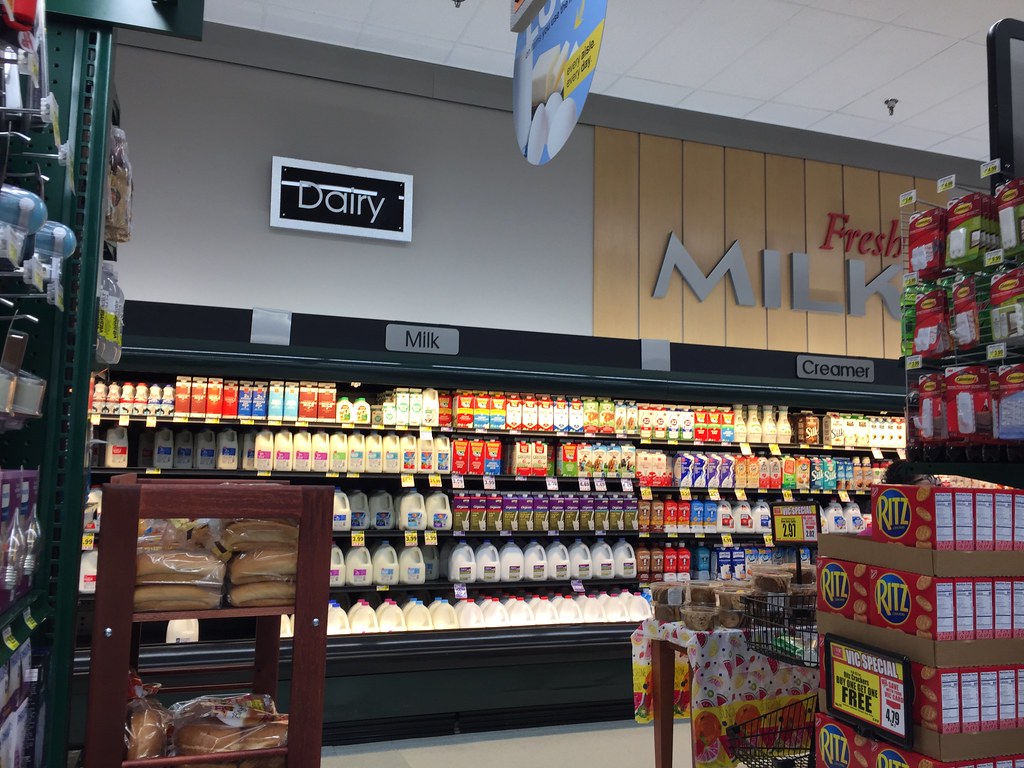 Harris Teeter interior Harris Teeter 461 (26,080 square f… Flickr