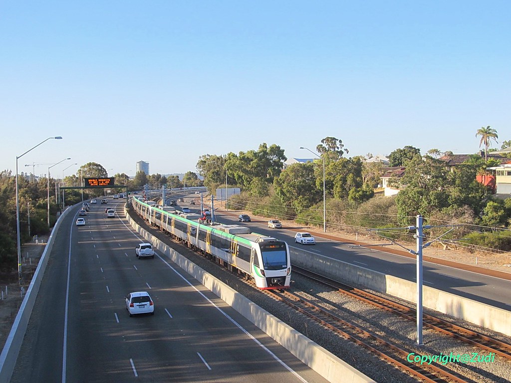Trans Perth Perth WA mandurah line bound to Mandurah from … Flickr