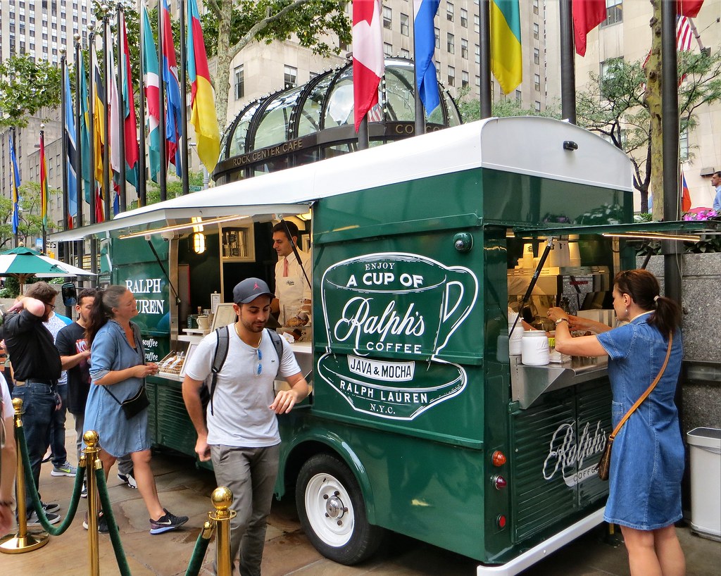 Ralph's coffeetruck Rockefeller Center New York USA. drcak07