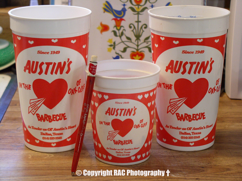 Austin BBQ Dallas ( Oak Cliff ) Tx Demolished Cups & Pen… Flickr