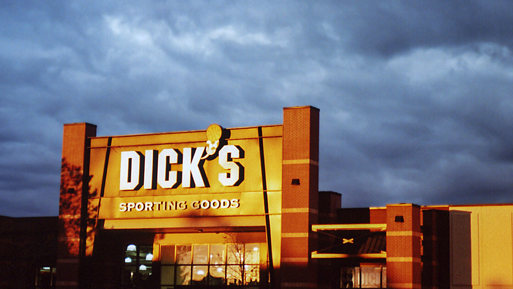 Dick's Dick's Sporting Goods in Bangor, Maine. Nikon FE2 c… Flickr