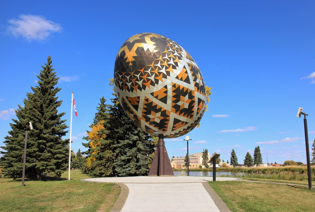 World's Largest Easter Egg Pysanka, Vegreville, Alberta,… Flickr
