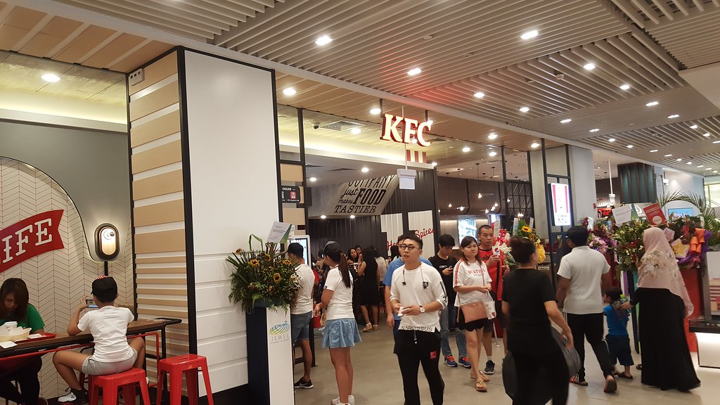 KFC outlet at Jewel Changi Airport on Sunday 21 April 2019… Flickr